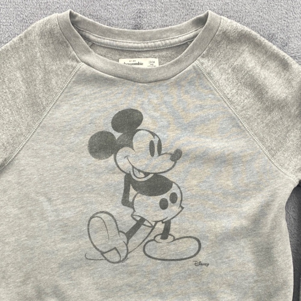Abercrombie Sweatshirt Kids 13/14 Gray Mickey Mouse Disney Raglan Pullover